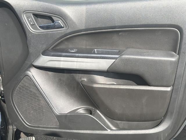 Used 2020 Chevrolet Colorado LT w/ Safety Package RWD image 14