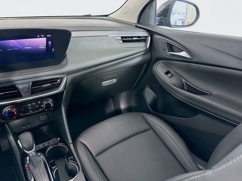 Used 2024 Buick Encore GX Sport Touring w/ Experience Buick Package image 23