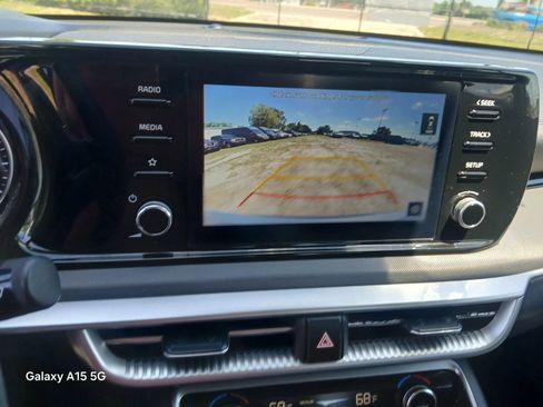 Used 2021 Kia K5 LX FWD image 31
