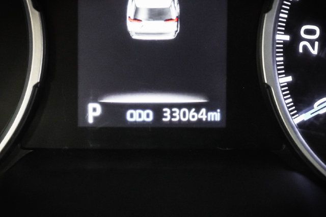 Used 2021 Toyota RAV4 XLE Premium AWD/4WD image 9