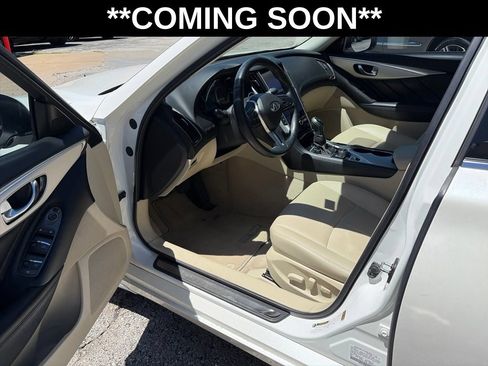 Used 2019 INFINITI Q50 Luxe w/ Essential Package (3.0T Luxe) AWD/4WD image 11