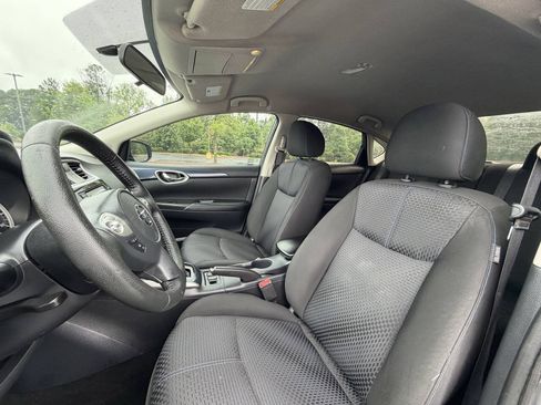 Used 2019 Nissan Sentra SR FWD image 22