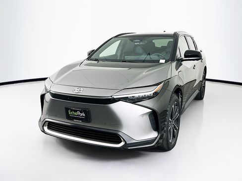 Used 2023 Toyota bZ4X XLE image 3