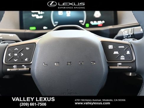 New 2026 Lexus ES 350e FWD image 9