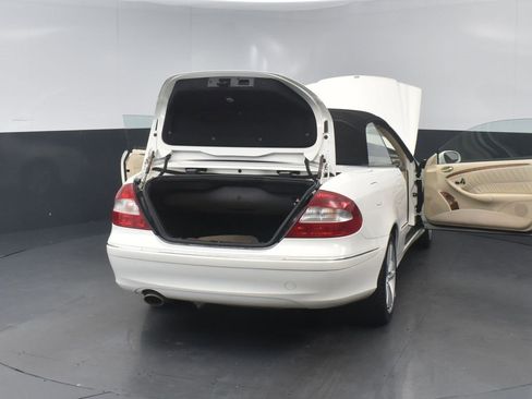 Used 2008 Mercedes-Benz CLK 350 Cabriolet image 31