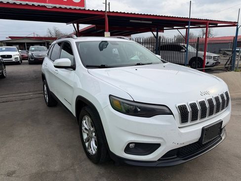 Used 2019 Jeep Cherokee Latitude w/ Popular Appearance Group image 13