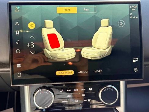 Used 2023 Land Rover Range Rover SE image 26