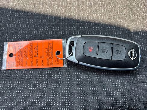 Certified 2025 Nissan Kicks S image 29