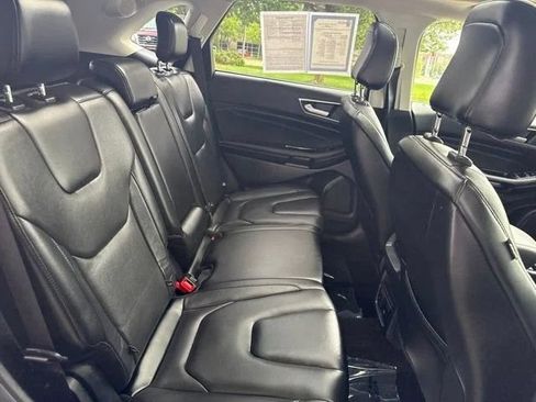 Used 2020 Ford Edge Titanium w/ Equipment Group 301A AWD/4WD image 13