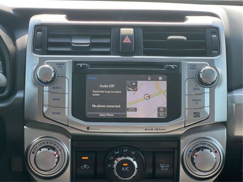 Used 2018 Toyota 4Runner SR5 Premium AWD/4WD image 16