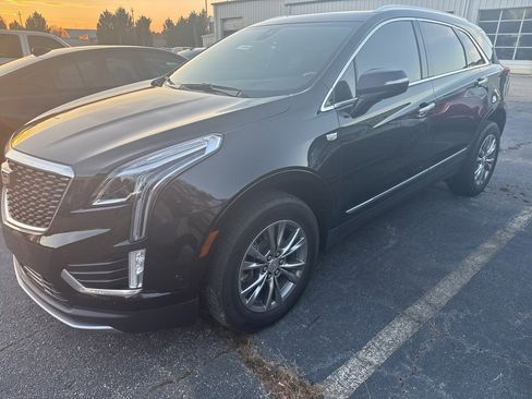Certified 2022 Cadillac XT5 Premium Luxury w/ Technology Package image 4