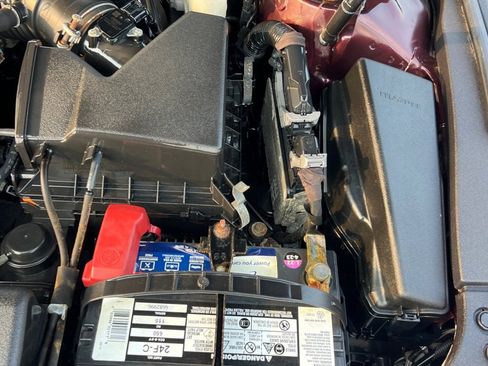 Used 2013 Toyota Avalon image 41