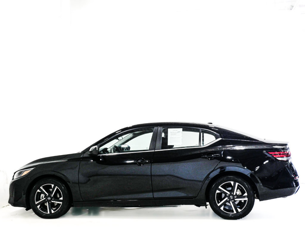 Used 2024 Nissan Sentra SV FWD image 5