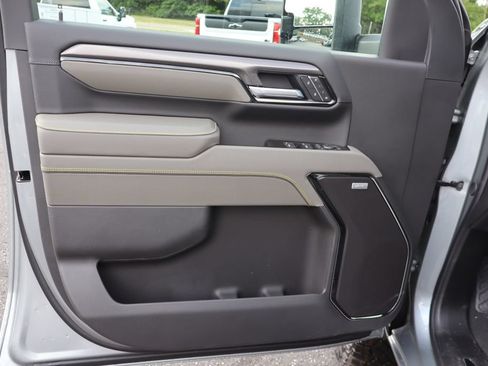 New 2026 Chevrolet Silverado 2500 ZR2 w/ ZR2 Bison Edition AWD/4WD image 4