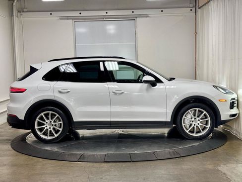 Used 2019 Porsche Cayenne AWD/4WD image 10