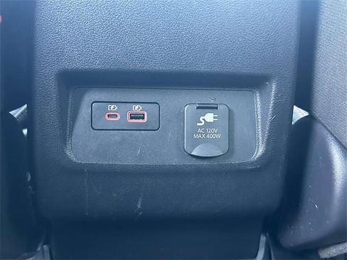 Used 2023 Nissan Frontier PRO-4X w/ Pro Convenience Package image 13