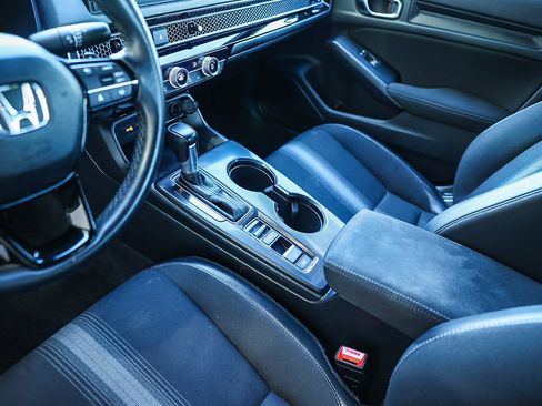 Used 2023 Honda Civic Sport image 25