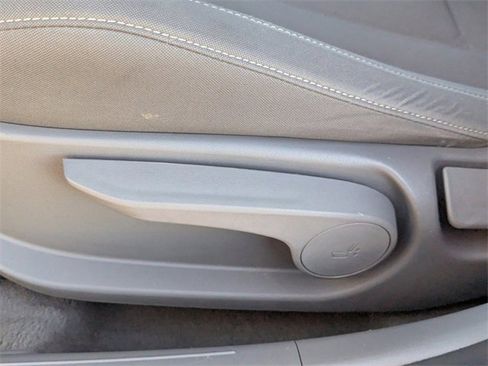 Used 2024 Hyundai Elantra SEL image 23