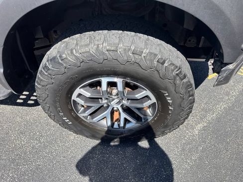 Used 2018 Ford F150 Raptor w/ Equipment Group 802A Luxury AWD/4WD image 16