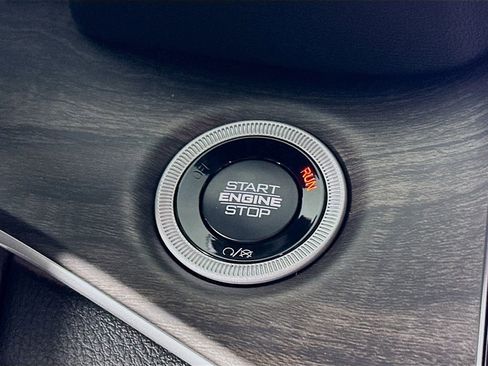 New 2025 Jeep Grand Cherokee Limited image 19