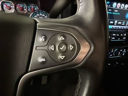 Used 2018 Chevrolet Silverado 1500 LT w/ All Star Edition AWD/4WD image 16