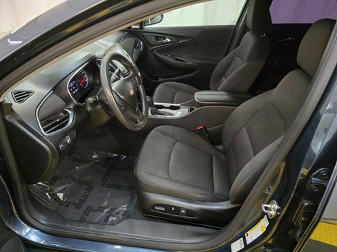 Used 2020 Chevrolet Malibu LT image 20