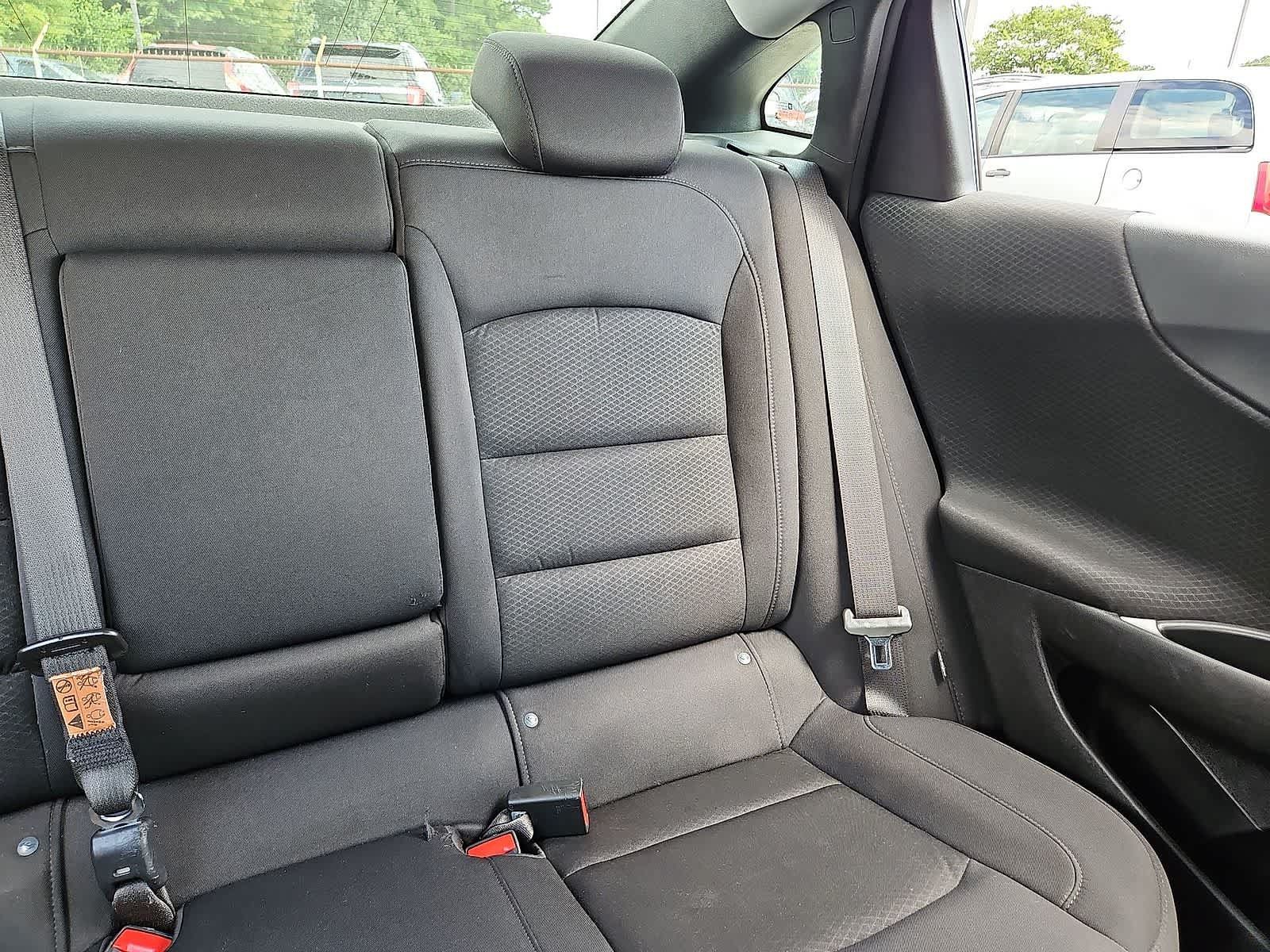 Used 2023 Chevrolet Malibu LT FWD image 15