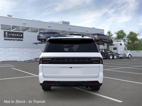 New 2025 Lincoln Navigator L Black Label image 5