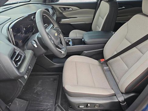 New 2026 Chevrolet Traverse LT w/ Driver Confidence Package image 4