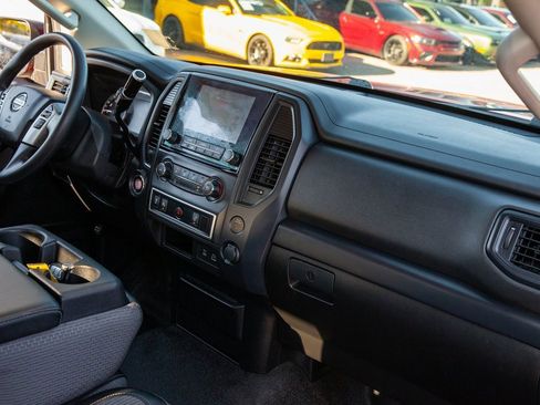 Used 2020 Nissan Titan S w/ S Utility Package image 11