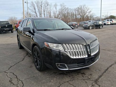 Used 2011 Lincoln MKT AWD w/ 201A Rapid Spec Order Code image 3
