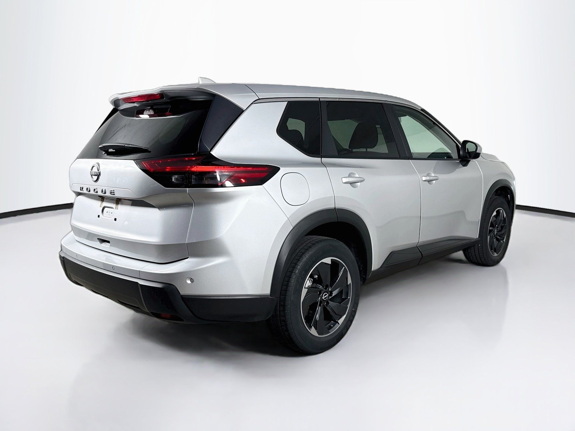 Used 2025 Nissan Rogue SV FWD image 30