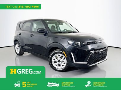 Used 2025 Kia Soul LX w/ LX Technology Package