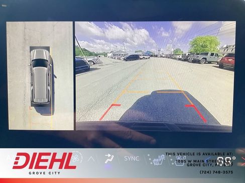 Used 2025 Chevrolet Suburban High Country AWD/4WD image 28