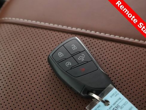 Used 2025 GMC Sierra 1500 Denali Ultimate image 3