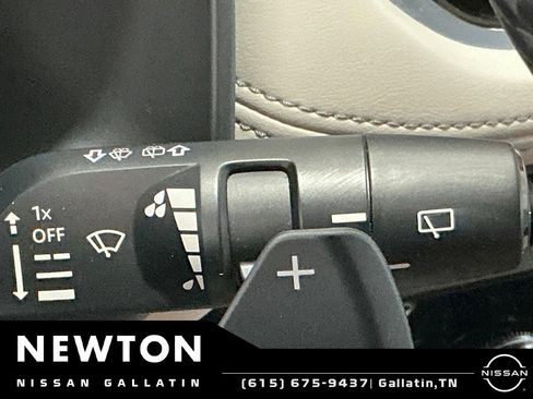 Used 2023 Nissan Rogue SL w/ SL Premium Package FWD image 37