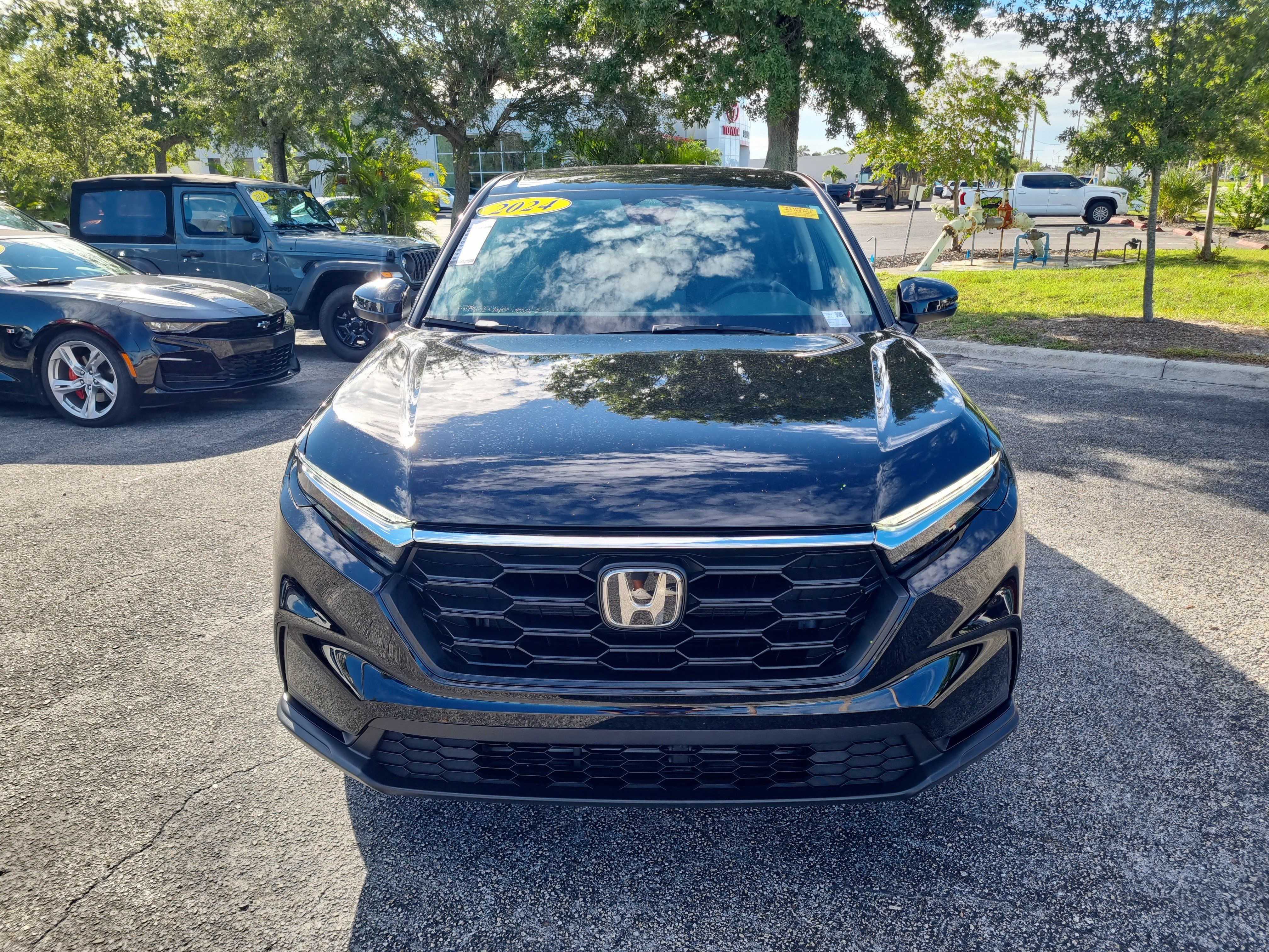 Used 2024 Honda CR-V LX image 2