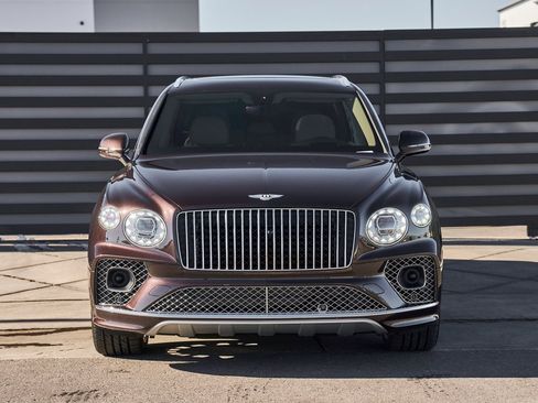 Used 2023 Bentley Bentayga Extended Wheelbase image 13