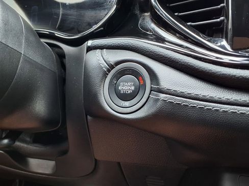 Used 2022 Dodge Durango GT image 22