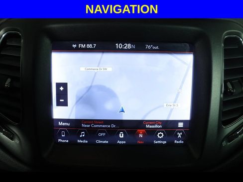 Used 2017 Jeep Compass Trailhawk w/ Navigation Group AWD/4WD image 5