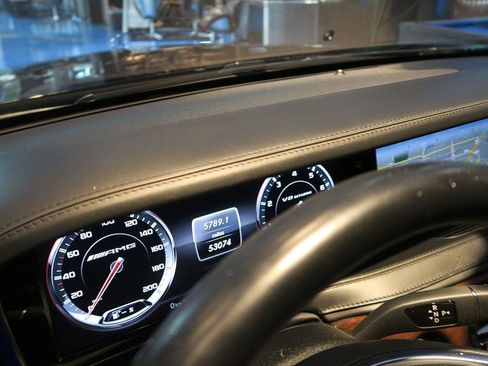 Used 2014 Mercedes-Benz S 63 AMG 4MATIC Sedan image 23