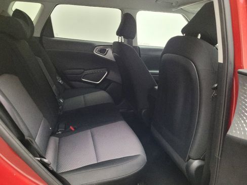 Used 2023 Kia Soul LX FWD image 19