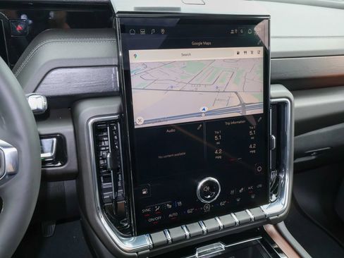 New 2026 GMC Yukon XL Denali w/ Sun & Power Step Package AWD/4WD image 20