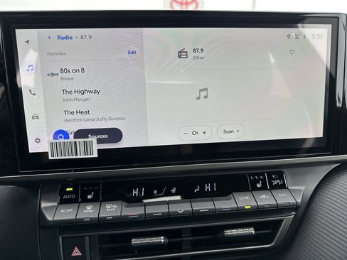 New 2026 Toyota Camry SE w/ Multimedia Upgrade Package image 20