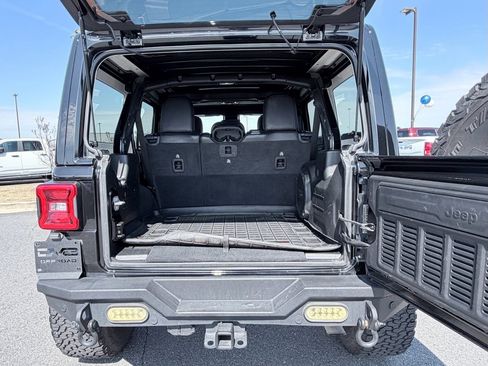 Used 2020 Jeep Wrangler Unlimited Rubicon image 9
