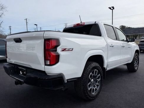 Used 2025 Chevrolet Colorado Z71 AWD/4WD image 9