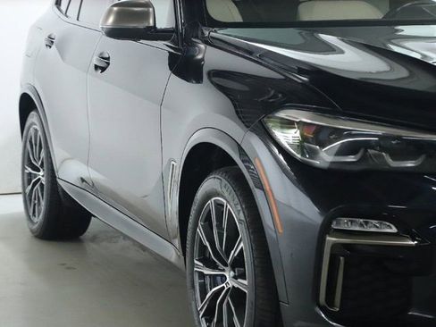 Used 2021 BMW X5 M50i w/ Premium Package image 8