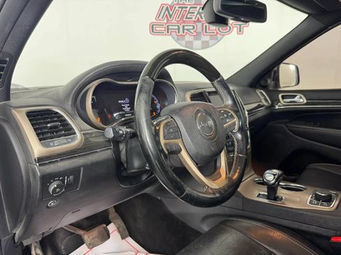 Used 2014 Jeep Grand Cherokee Overland AWD/4WD image 10