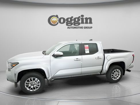 New 2026 Toyota Tacoma Limited AWD/4WD image 3