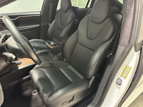 Used 2019 Tesla Model X Long Range AWD/4WD image 25